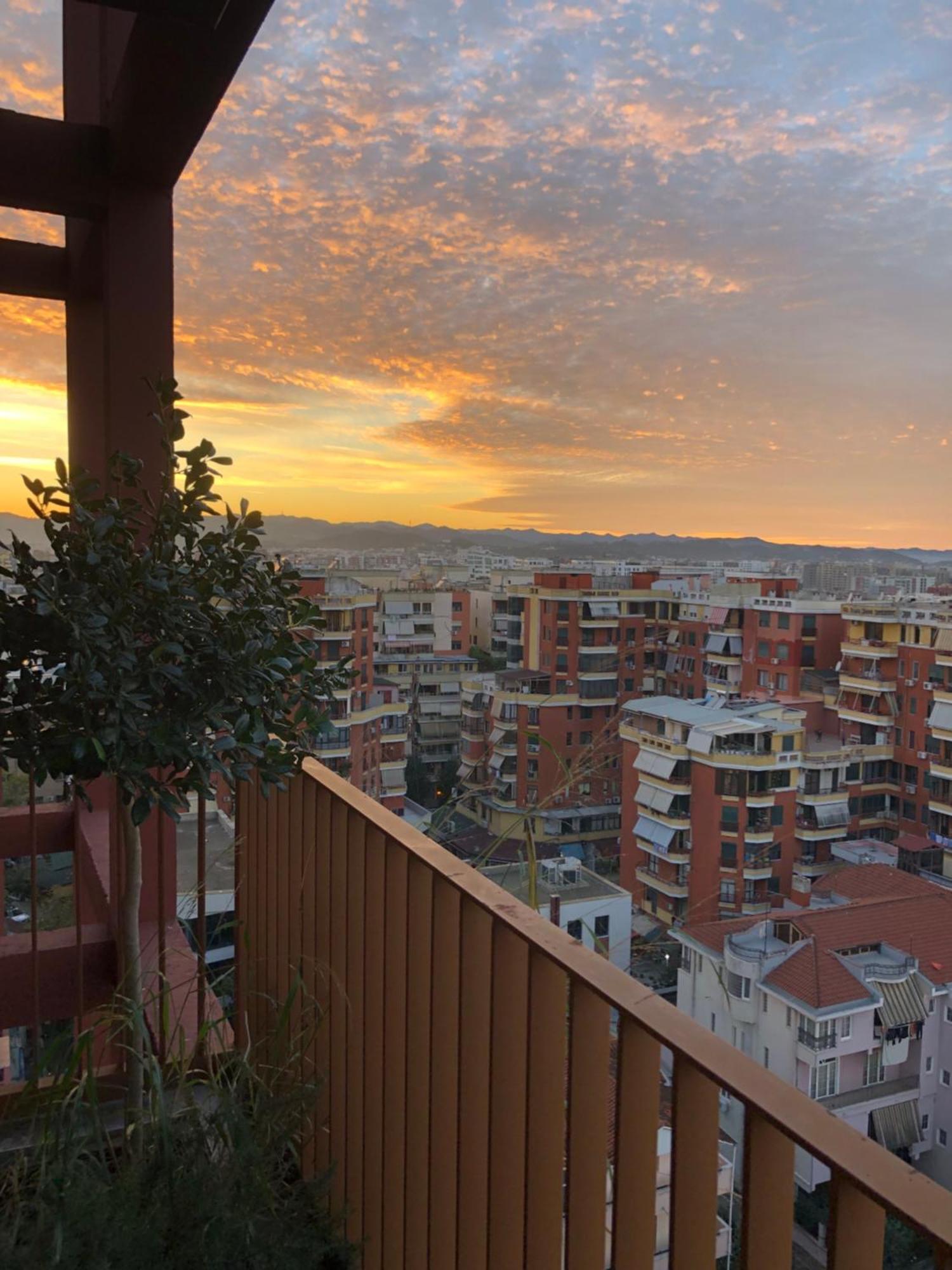 Garden Building Luxury Apartment Tiran Dış mekan fotoğraf