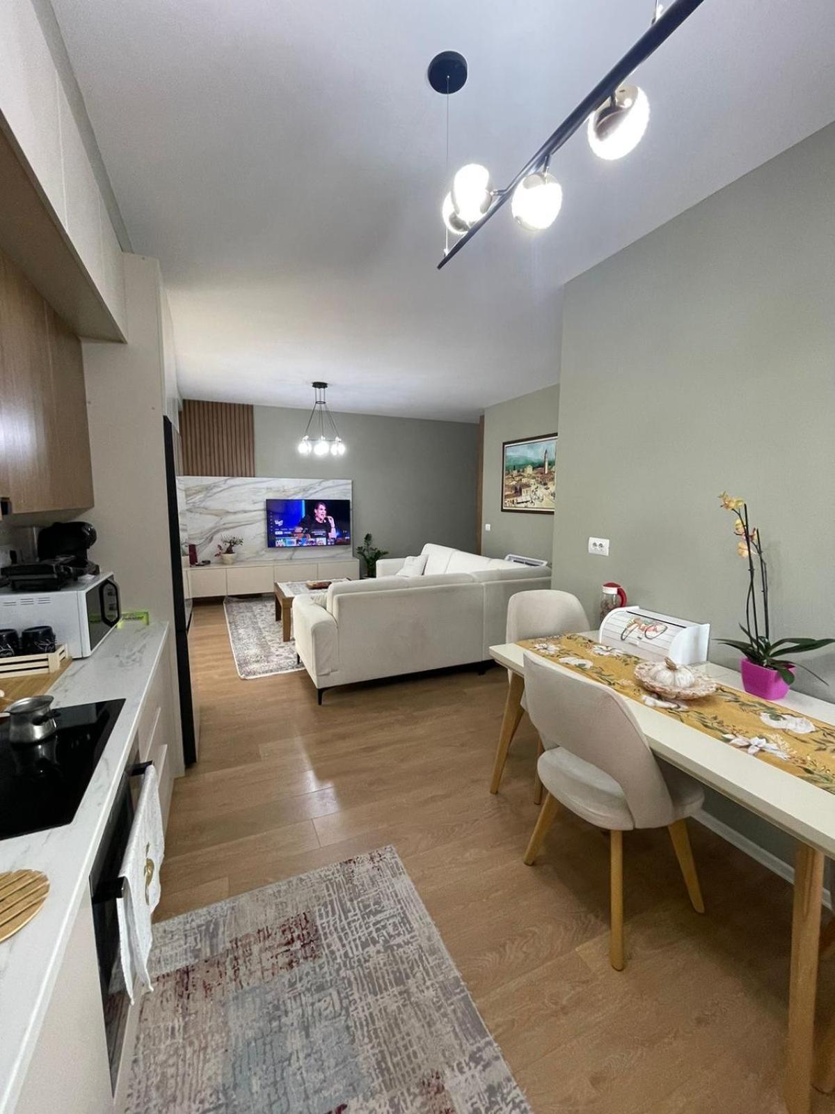 Garden Building Luxury Apartment Tiran Dış mekan fotoğraf